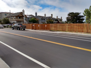Brommer St. Road with double yellow lines and white striping